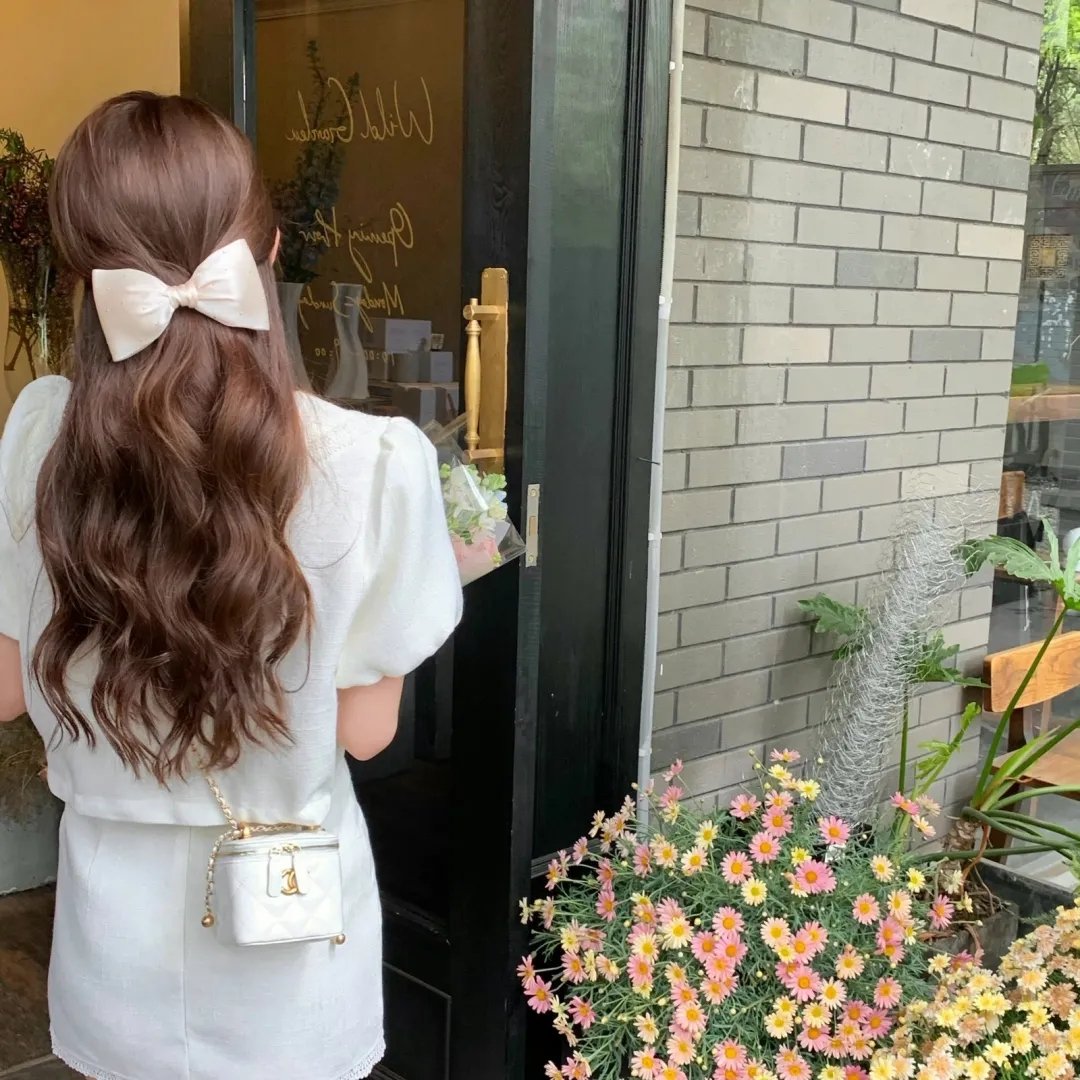 蜜丝炸弹